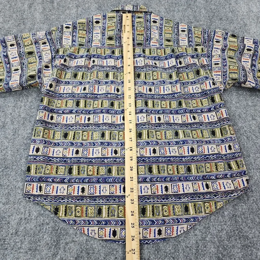 Vintage Columbia Shirt Womens Medium Aztec Fish AOP Short Sleeve Button Up